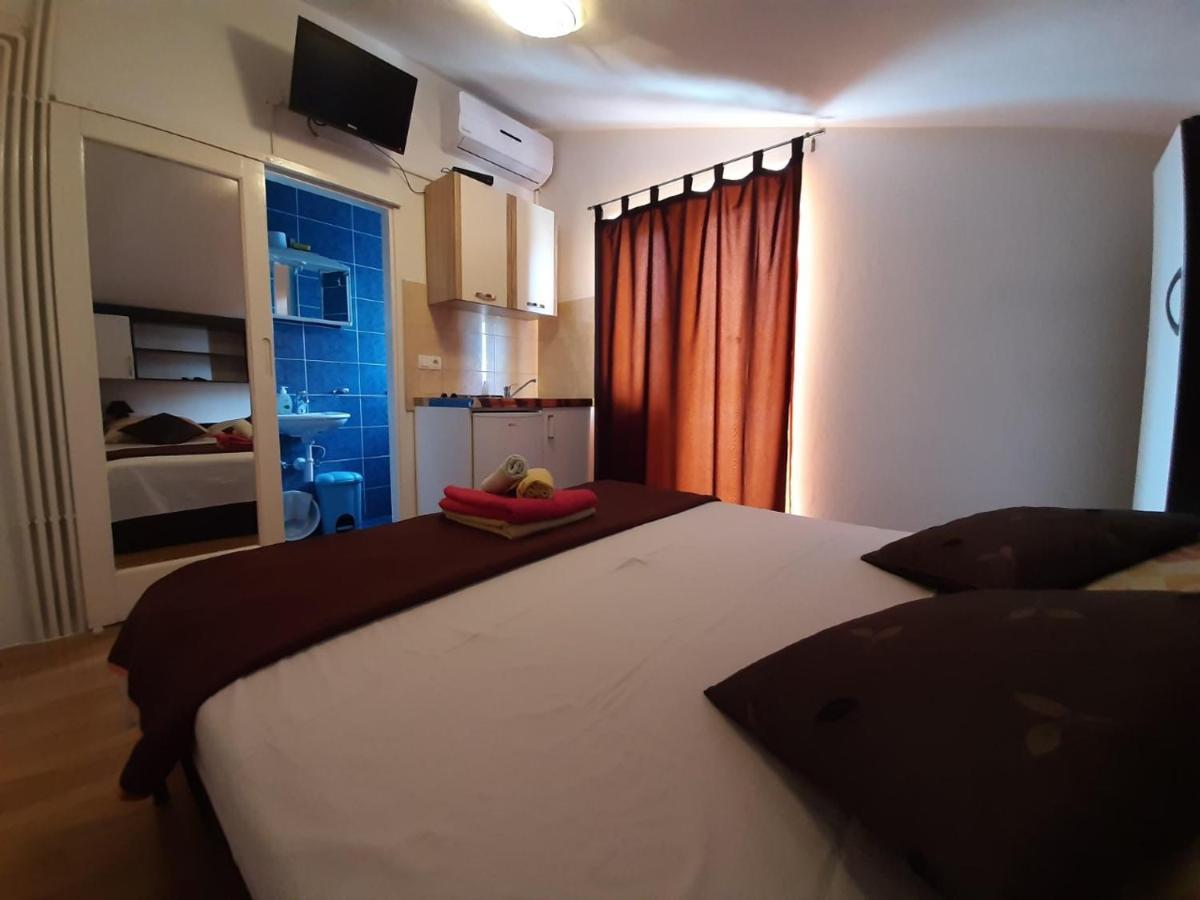 Apartments & Rooms Milena Водице Экстерьер фото