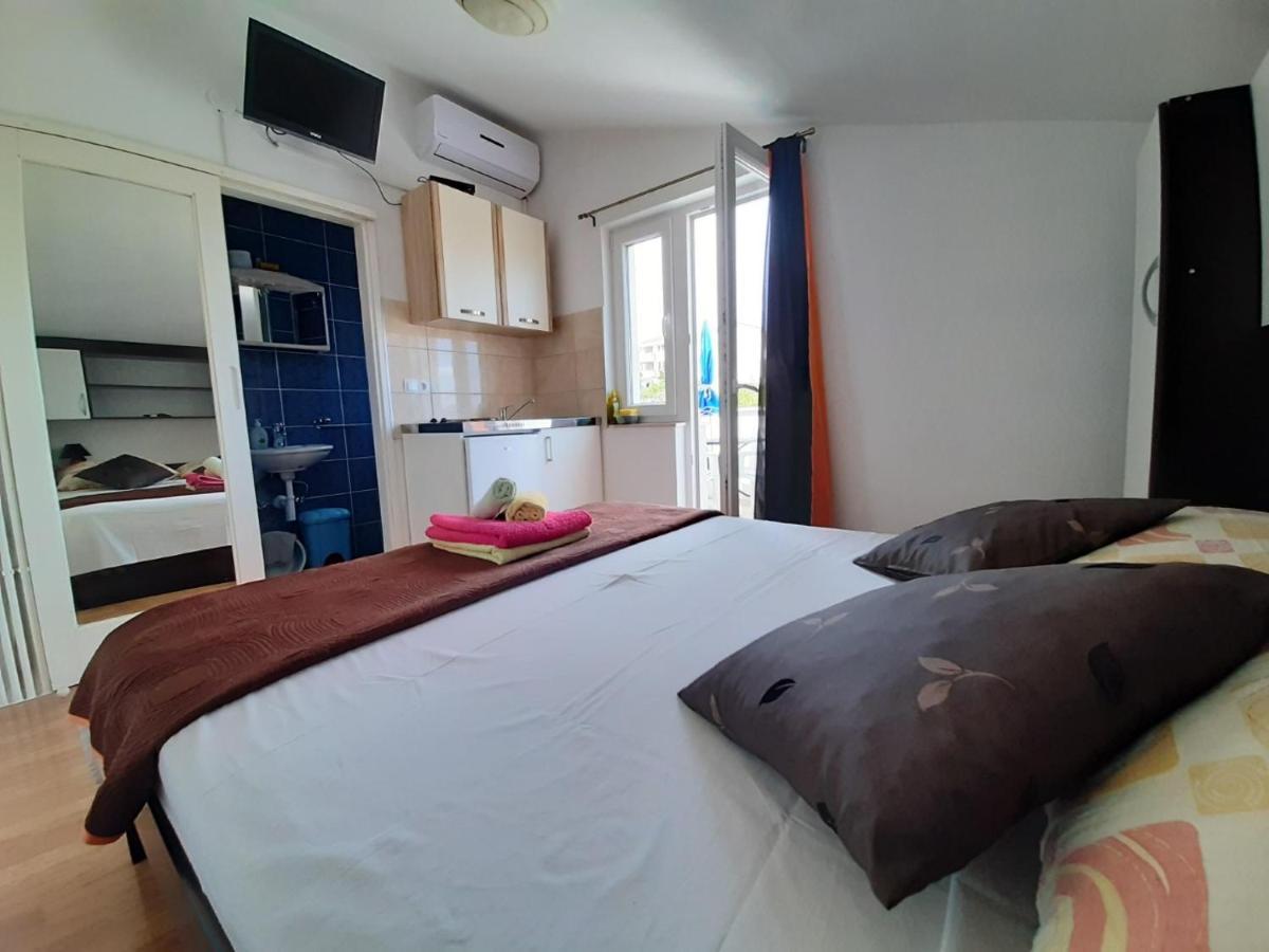 Apartments & Rooms Milena Водице Экстерьер фото