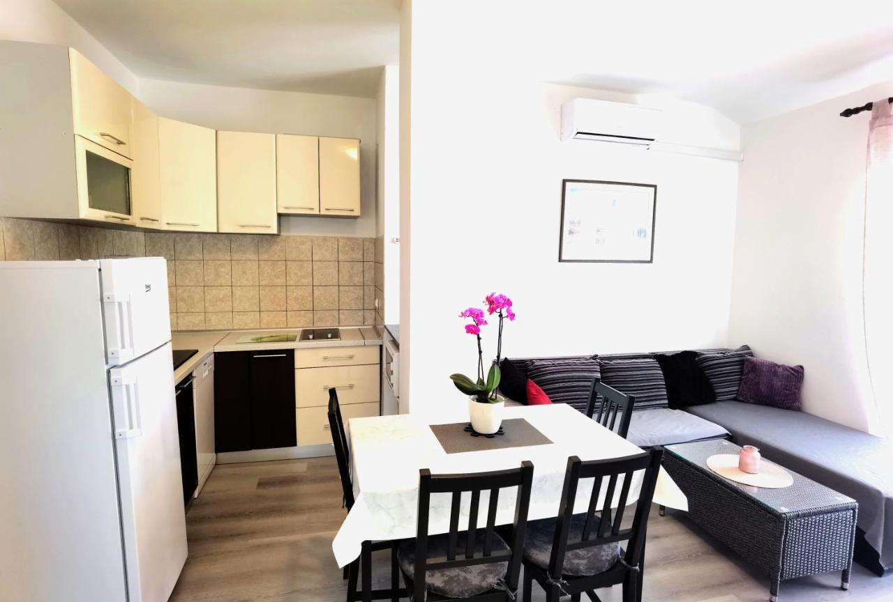 Apartments & Rooms Milena Водице Экстерьер фото