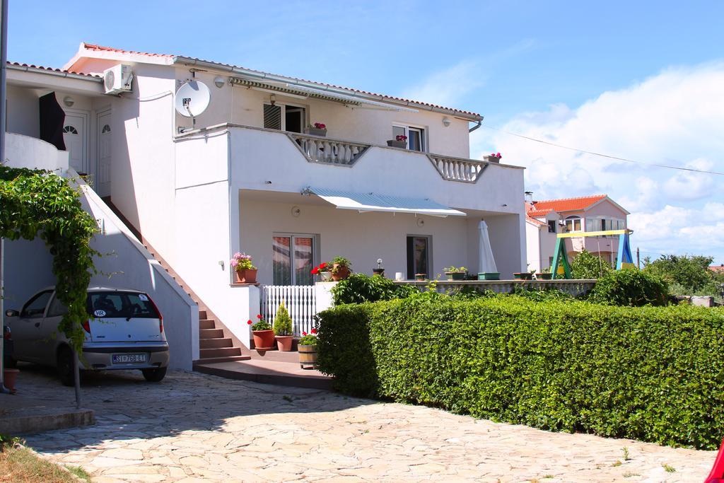Apartments & Rooms Milena Водице Экстерьер фото