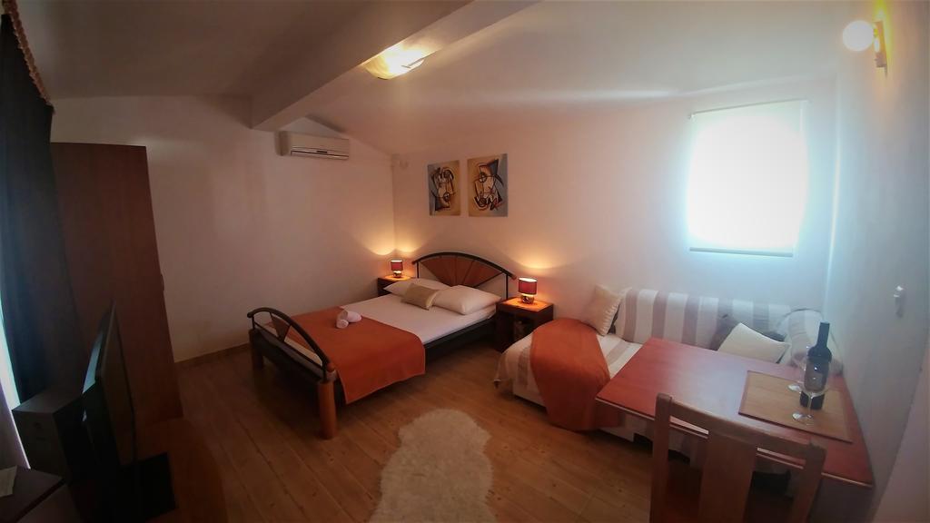 Apartments & Rooms Milena Водице Экстерьер фото