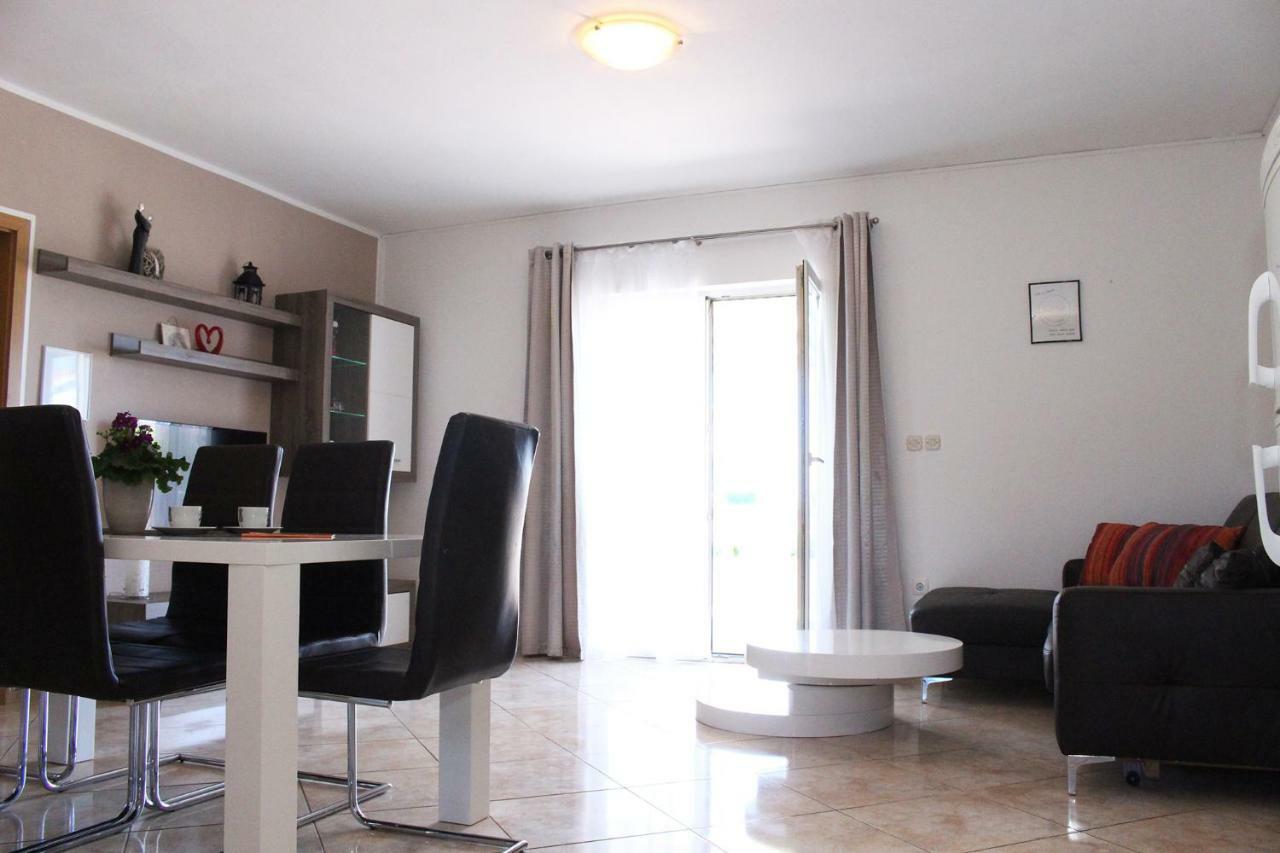 Apartments & Rooms Milena Водице Экстерьер фото